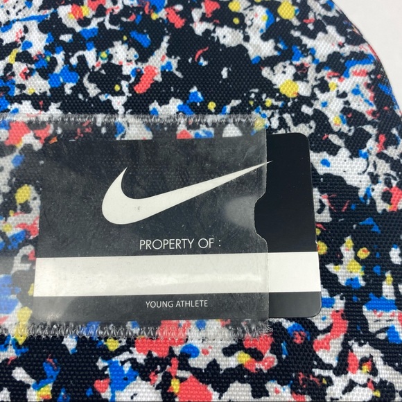 Nike Insulated Kids Lunch Tote Bag Black/Multi NWT - Picture 6 of 15